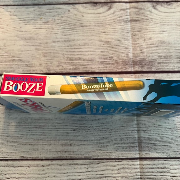 NIB Flasks - 5 fake tampon flasks - Picture 4 of 6